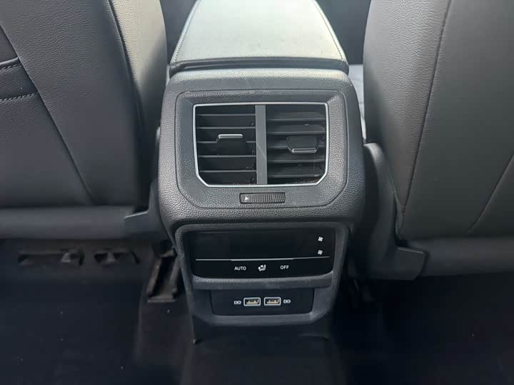 Фото 11 - Volkswagen Tayron