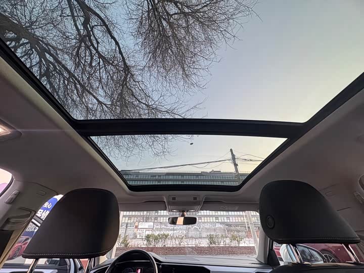 Фото 12 - Volkswagen Tayron