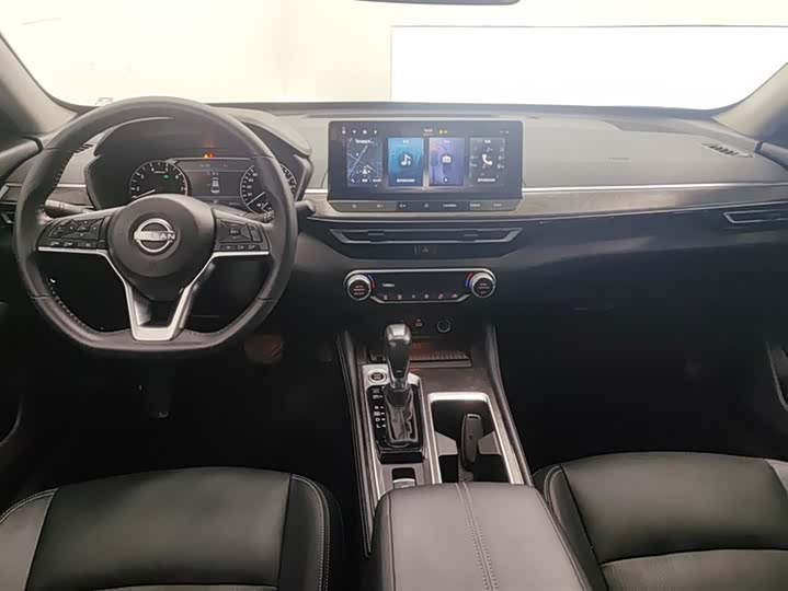 Фото 12 - Nissan Teana