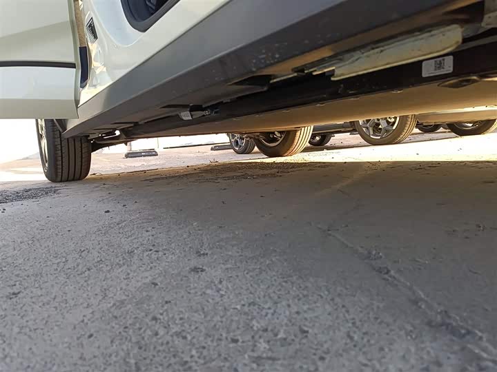 Фото 21 - BYD Dolphin