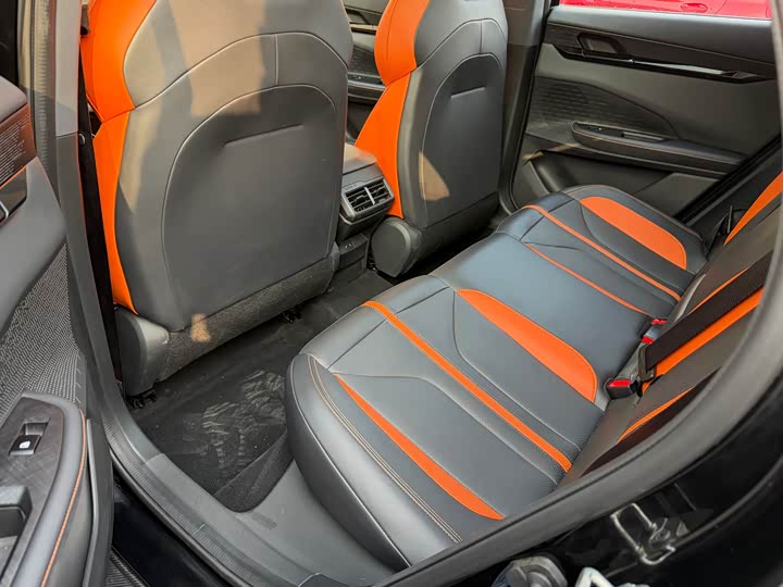 Фото 13 - Changan UNI-V