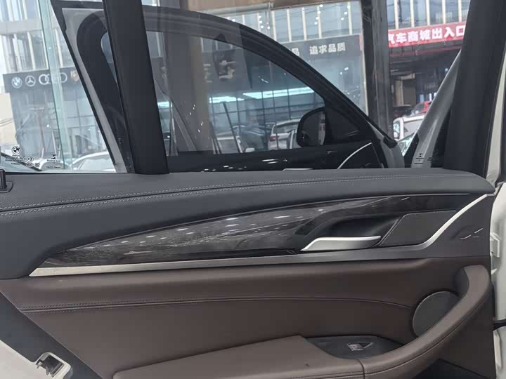 Фото 12 - BMW X3