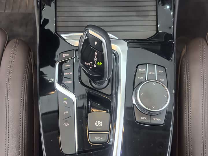 Фото 17 - BMW X3