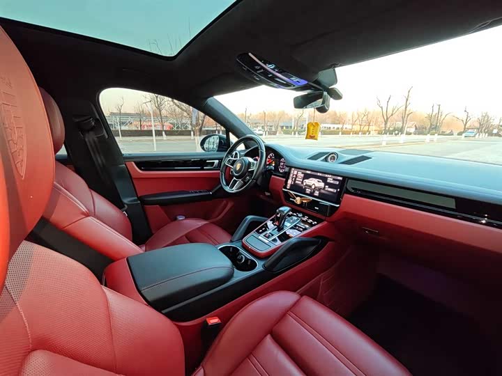 Фото 19 - Porsche Cayenne