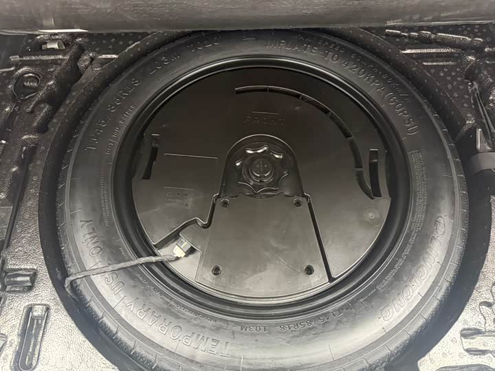 Фото 21 - Audi Q3