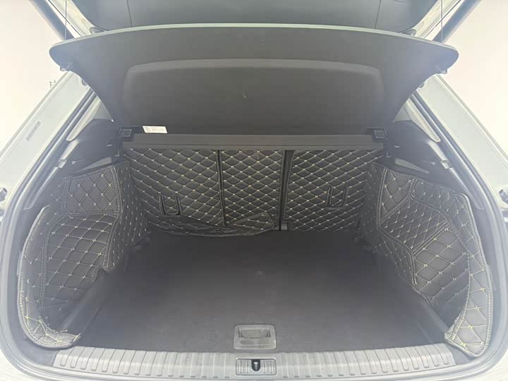 Фото 9 - Audi Q3