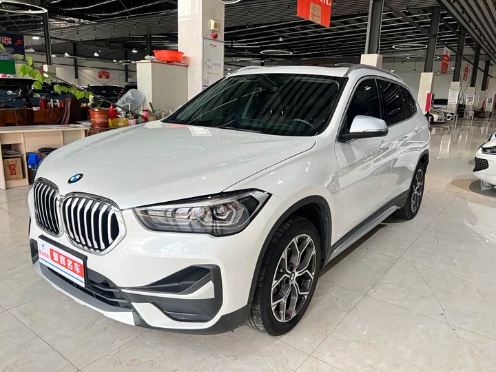 Фото 1 - BMW X1