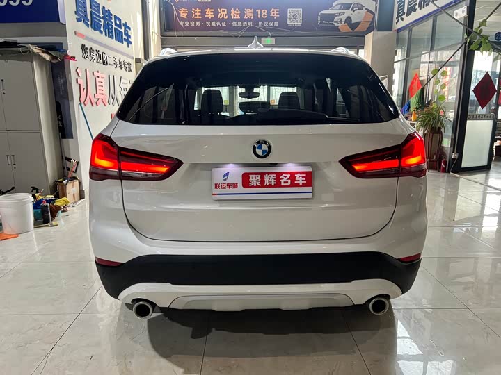 Фото 12 - BMW X1