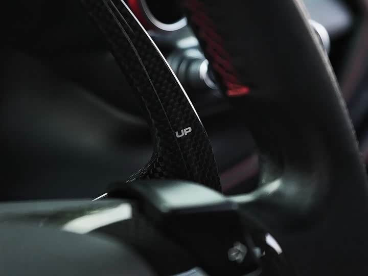 Фото 12 - Ferrari F8