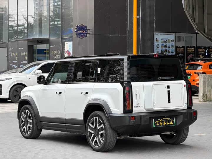 Фото 9 - Chery iCar 03