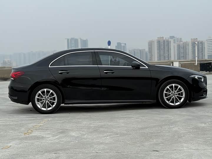 Фото 11 - Mercedes-Benz A-Class