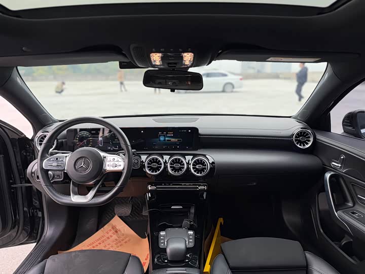 Фото 16 - Mercedes-Benz A-Class