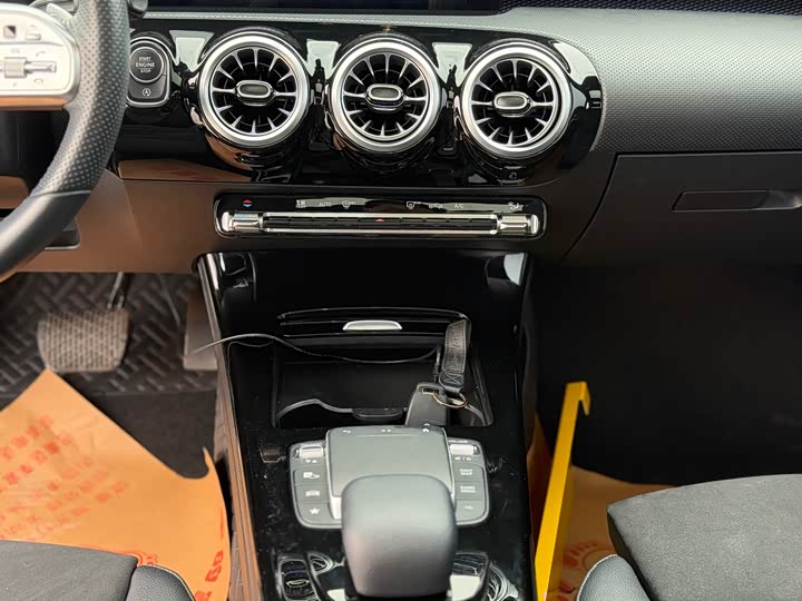 Фото 18 - Mercedes-Benz A-Class