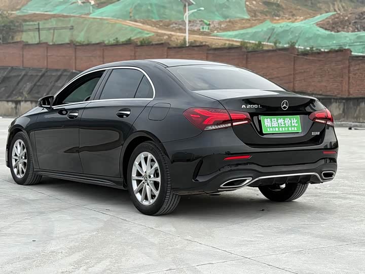 Фото 8 - Mercedes-Benz A-Class