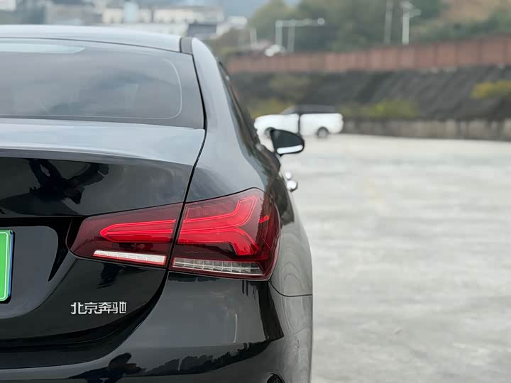 Фото 9 - Mercedes-Benz A-Class