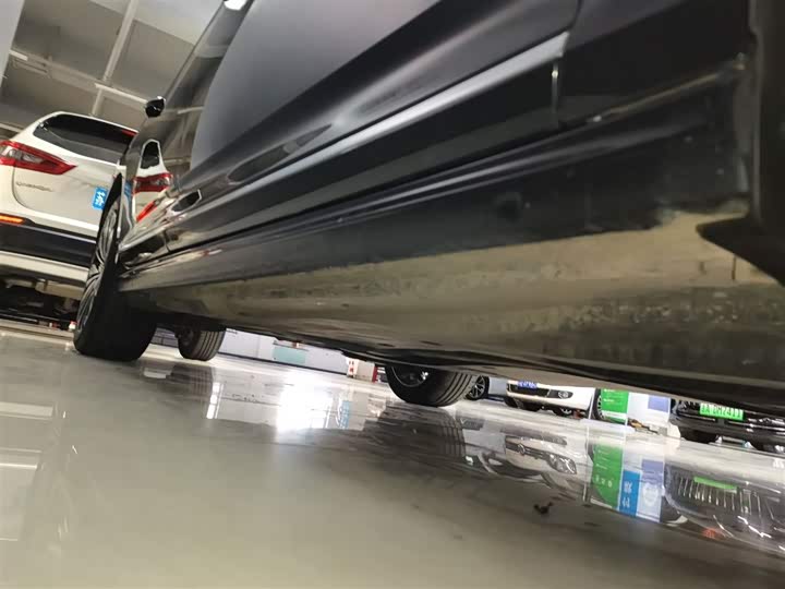 Фото 21 - Volkswagen Passat