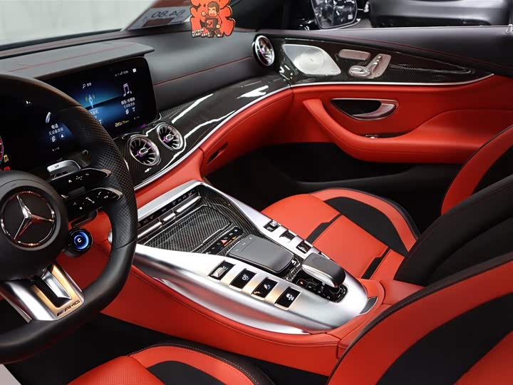 Фото 9 - Mercedes-Benz AMG GT