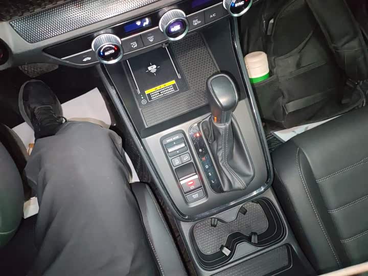 Фото 14 - Honda CR-V