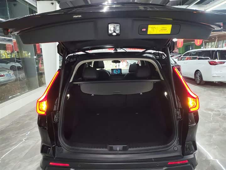 Фото 19 - Honda CR-V