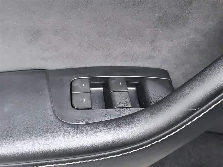 Фото 9 - Tesla Model Y