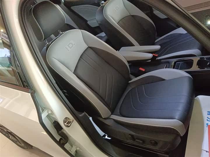 Фото 25 - Volkswagen ID.3