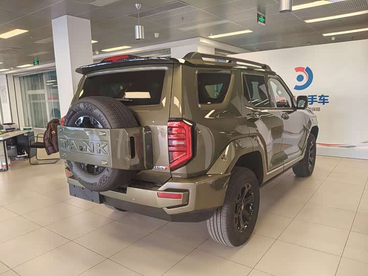 Фото 28 - Tank 400 Hybrid