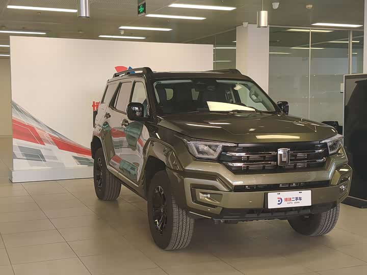 Фото 3 - Tank 400 Hybrid