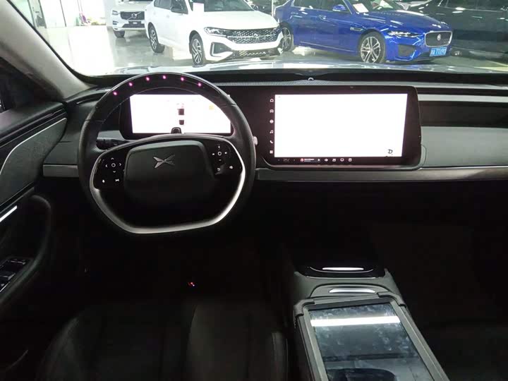 Фото 11 - XPeng P7