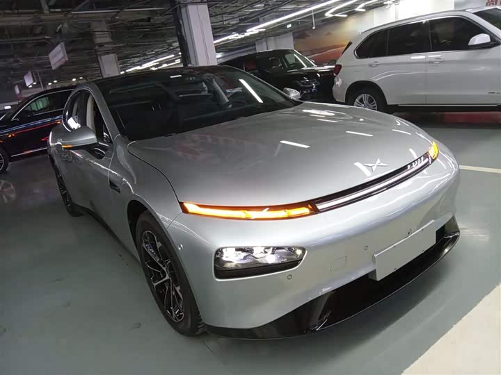 Фото 4 - XPeng P7