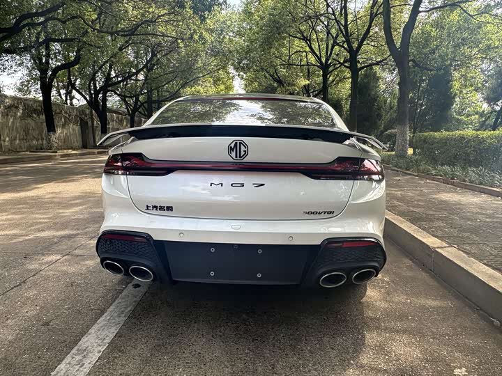 Фото 6 - MG Motor 7