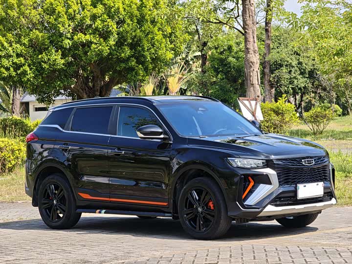 Фото 3 - Geely Atlas