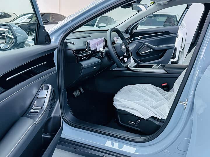 Фото 4 - Geely Galaxy L6