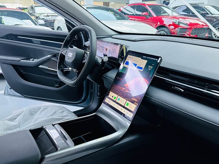 Фото 7 - Geely Galaxy L6