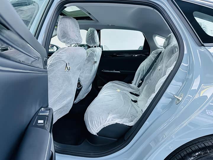 Фото 9 - Geely Galaxy L6