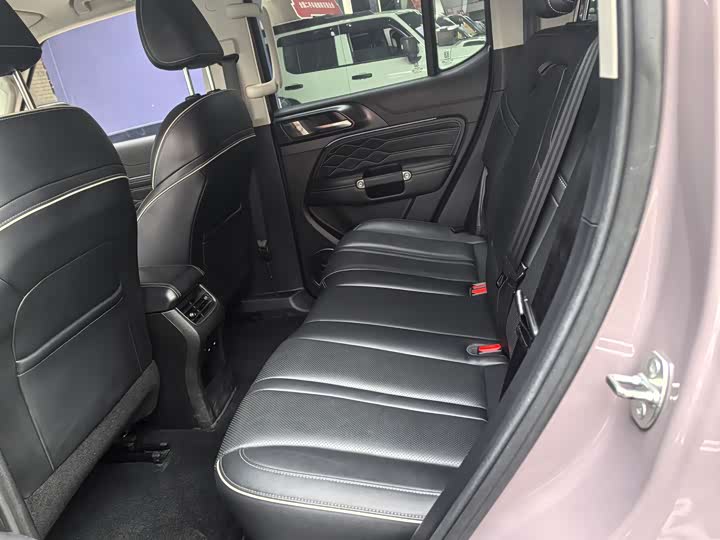 Фото 6 - Tank 300