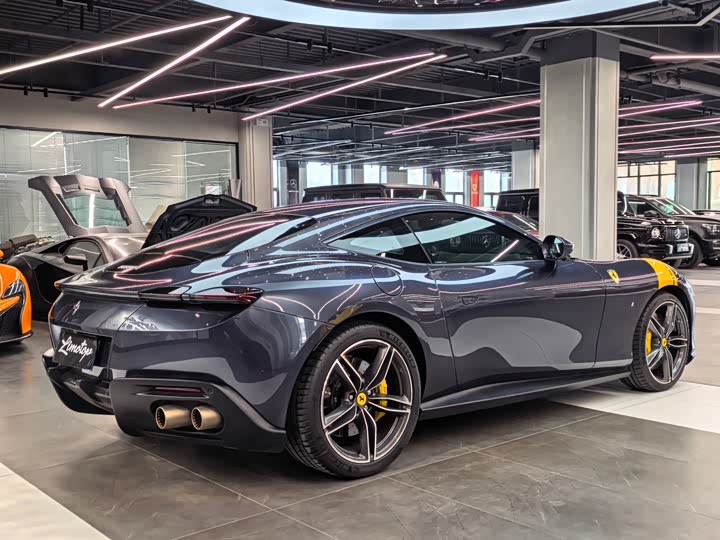 Фото 5 - Ferrari Roma