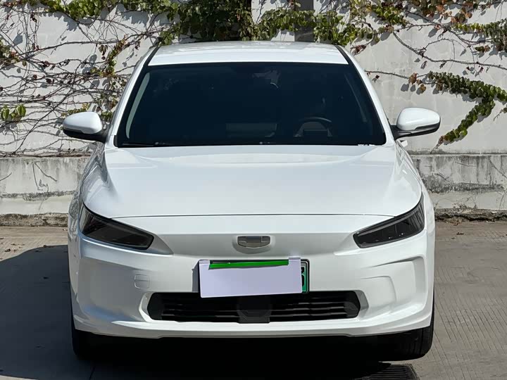 Фото 3 - Geely Geometry A