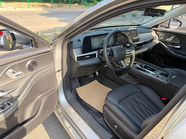 Фото 12 - Chery Arrizo 8