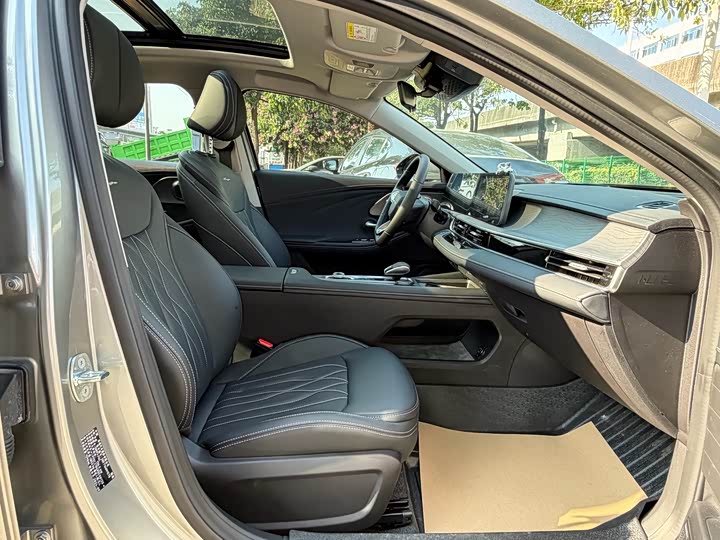 Фото 14 - Chery Arrizo 8