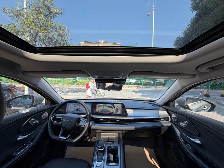 Фото 19 - Chery Arrizo 8