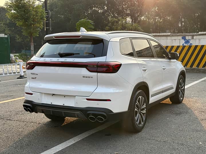 Фото 6 - Chery Tiggo 8