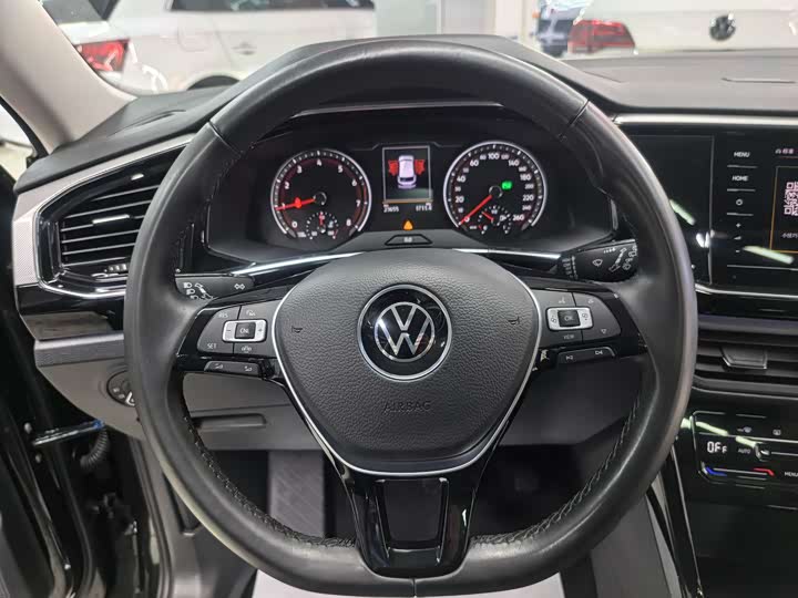 Фото 13 - Volkswagen Tayron