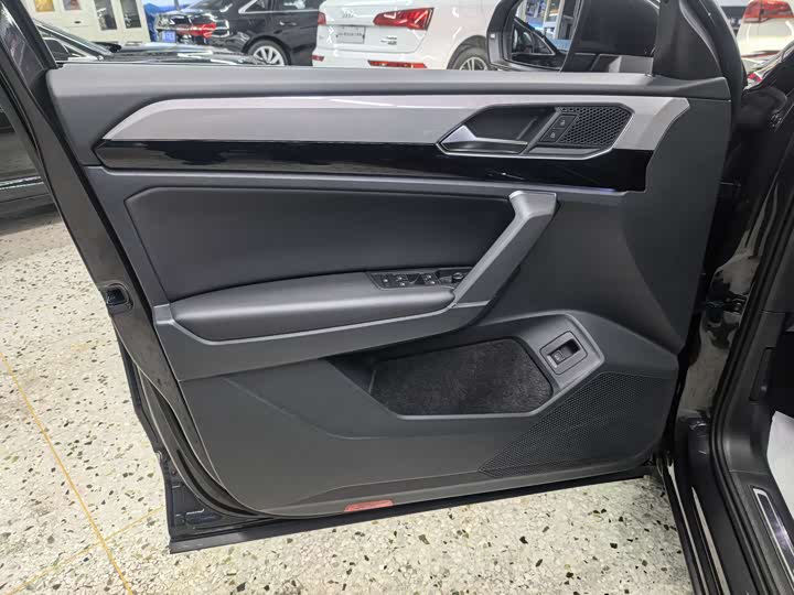 Фото 7 - Volkswagen Tayron