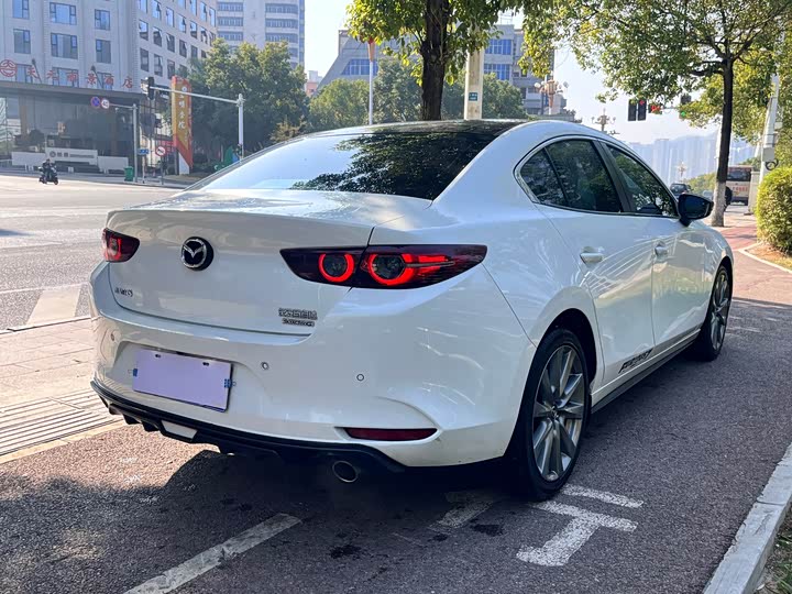 Фото 12 - Mazda 3 (Axela)