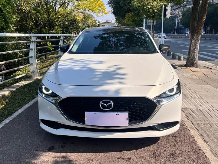 Фото 2 - Mazda 3 (Axela)