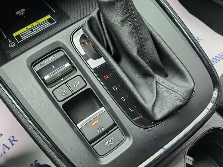 Фото 14 - Honda CR-V