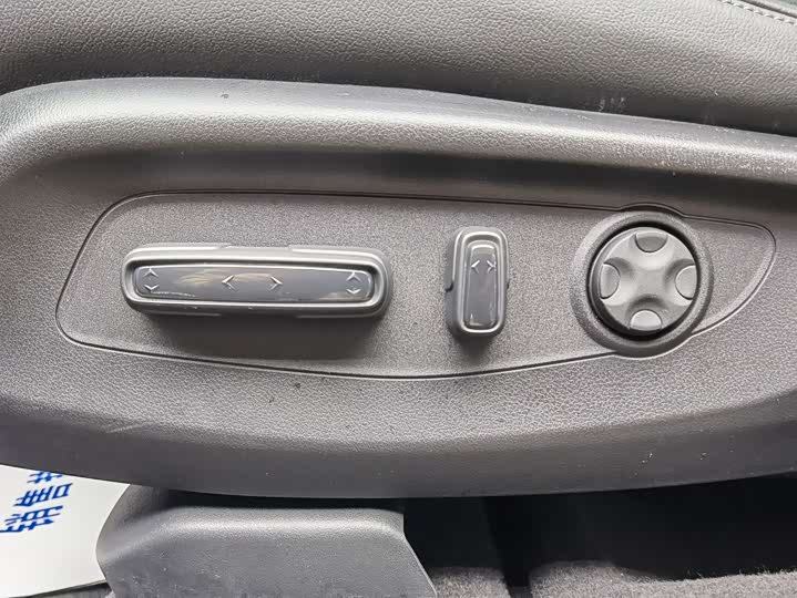 Фото 16 - Honda CR-V