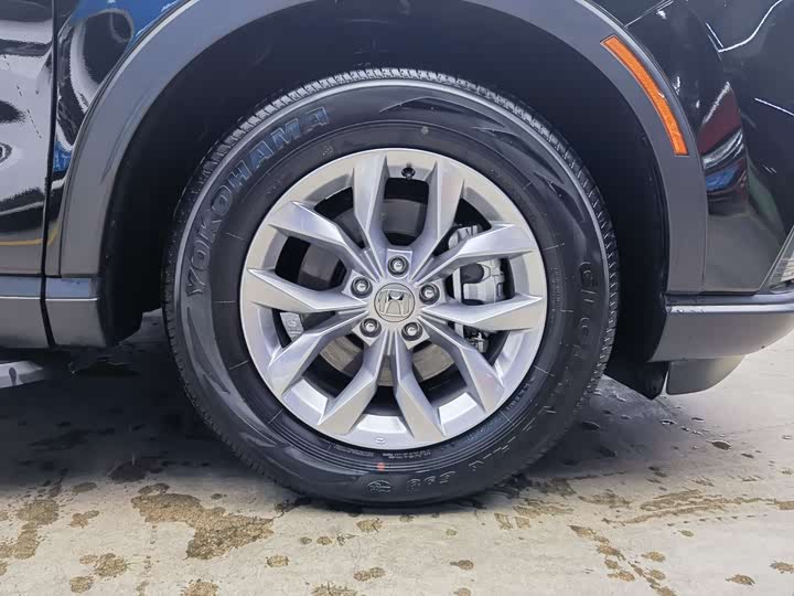 Фото 18 - Honda CR-V