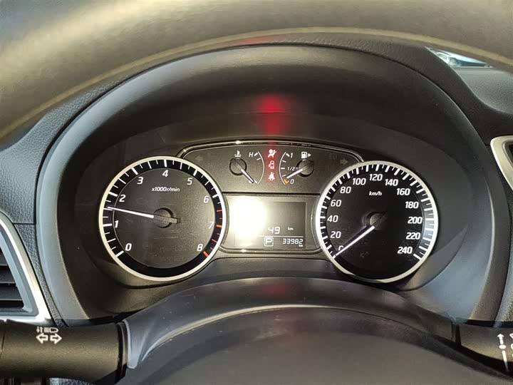 Фото 11 - Nissan Sylphy