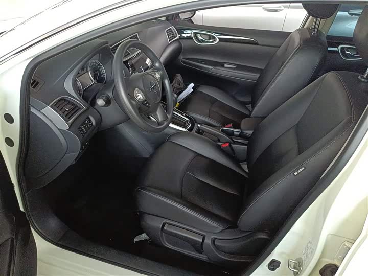 Фото 14 - Nissan Sylphy